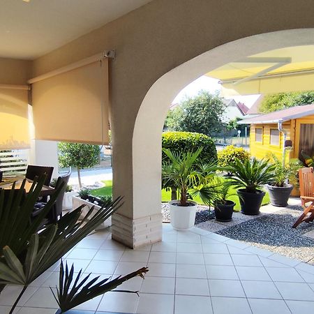 Csabai Vendeghaz Hotel บุค ภายนอก รูปภาพ