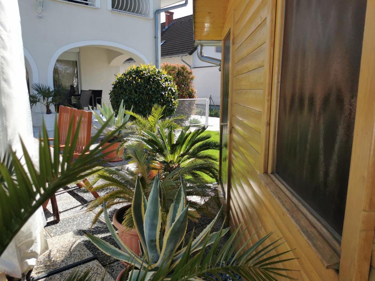 Csabai Vendeghaz Hotel บุค ภายนอก รูปภาพ