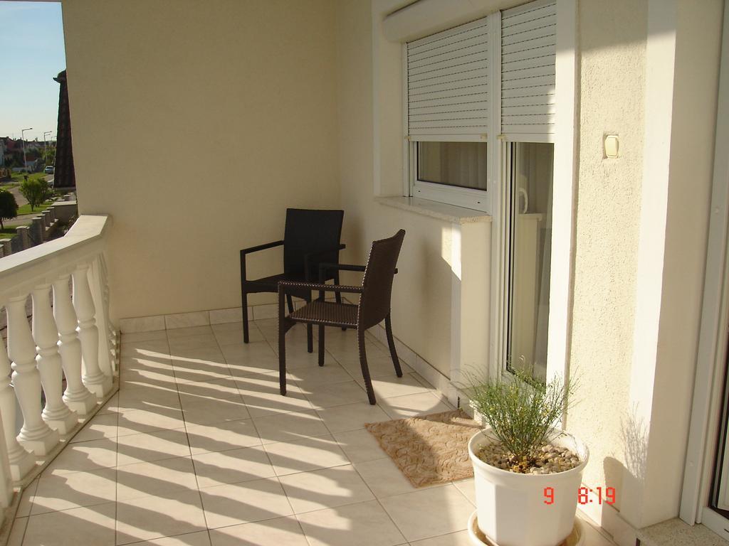 Csabai Vendeghaz Hotel บุค ห้อง รูปภาพ